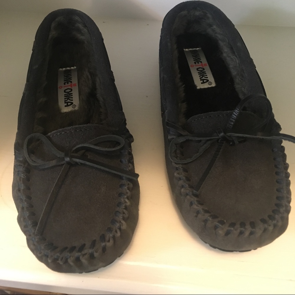 Minnetonka moccasins new with box !